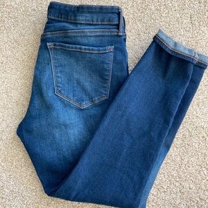 Old Navy dark wash skinny jeggings